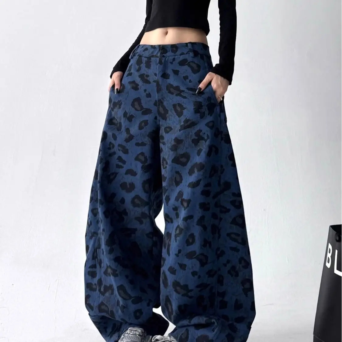 

2026 New Autumn Camouflage Straight Loose Wide-leg Pants High Street Casual Jeans