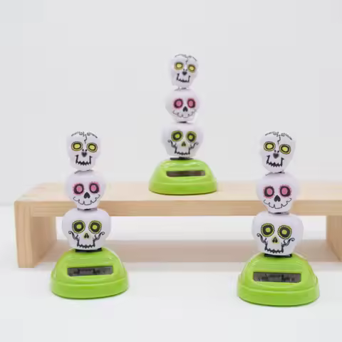 Funny Halloween Simulation Skull Ghost Head Solar Toys Creative Novelty Swinging Dancing Desktop Car Decorative Ornament Gift