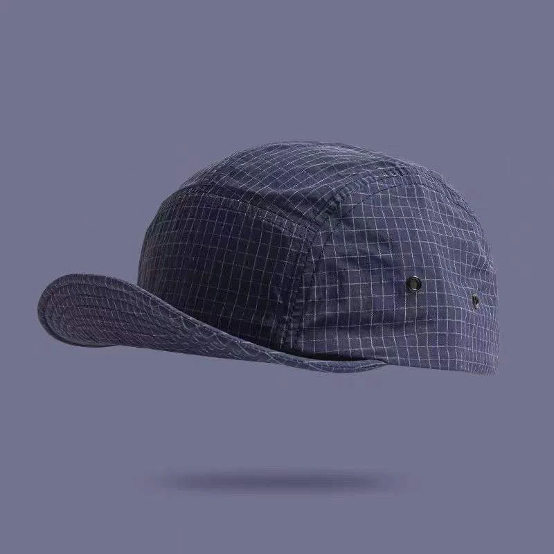 Simple and Fashionable Light Board Soft Brimmed Checkered Baseball Cap. Drawstring Adjustable. Suitable for Outdoor Outings.