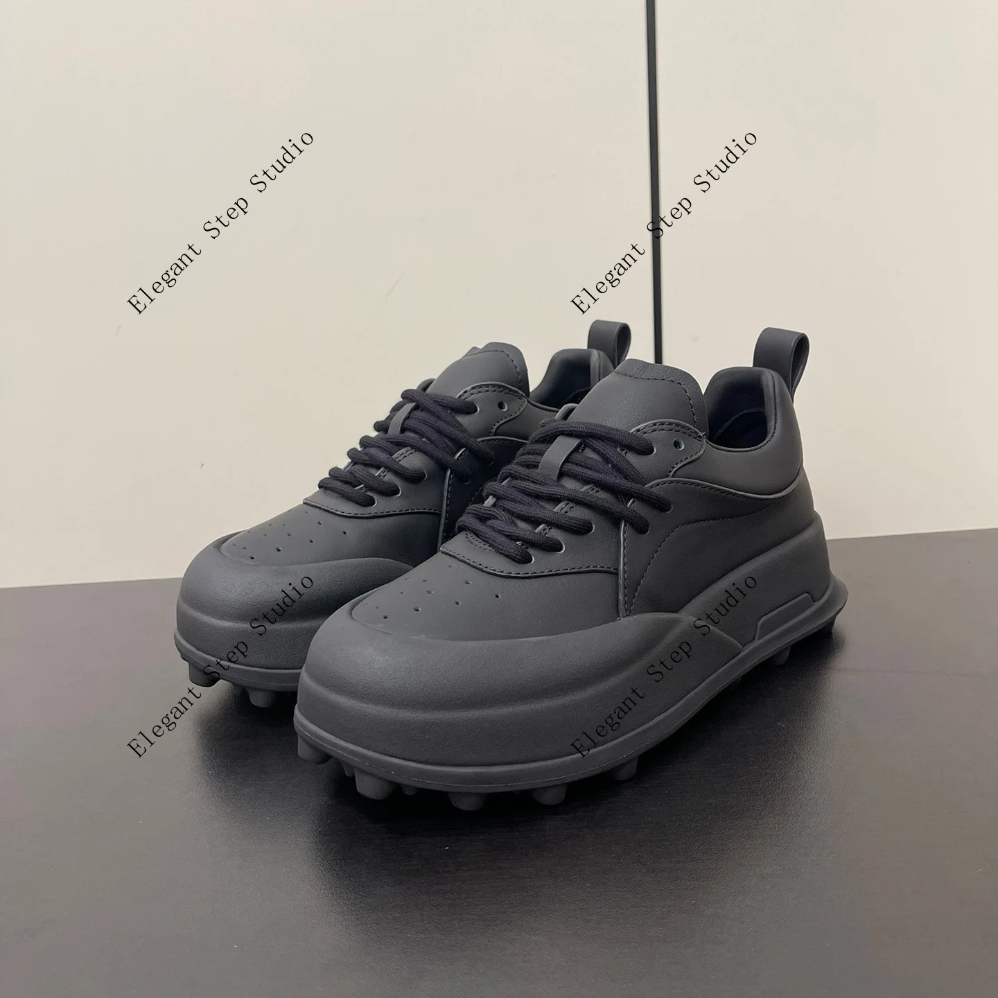 Damenschuhe Orb Sneakers Leder Low-Top Chunky Platform Tonal Runway