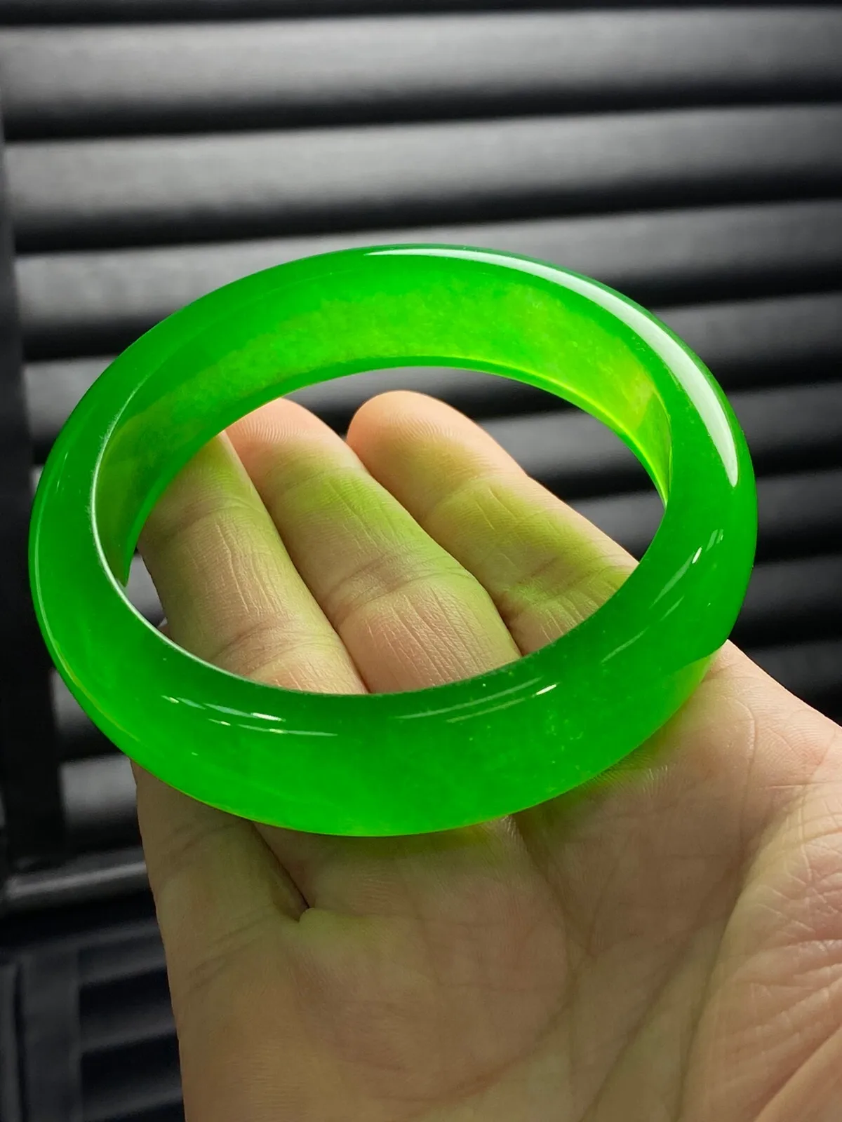 Certified Natural Grade AAA Icy Green Myanmar Jade jadeite bracelets Bangle 54-64mm