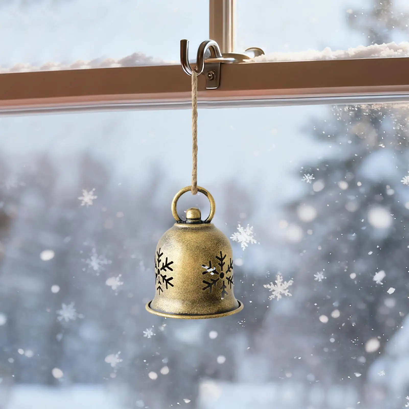 Bell Ornaments Hollow Pendants Tree Hangable Ornaments For Holiday Home Dinner School Restaurant Cafe Shopping Mall Wedding