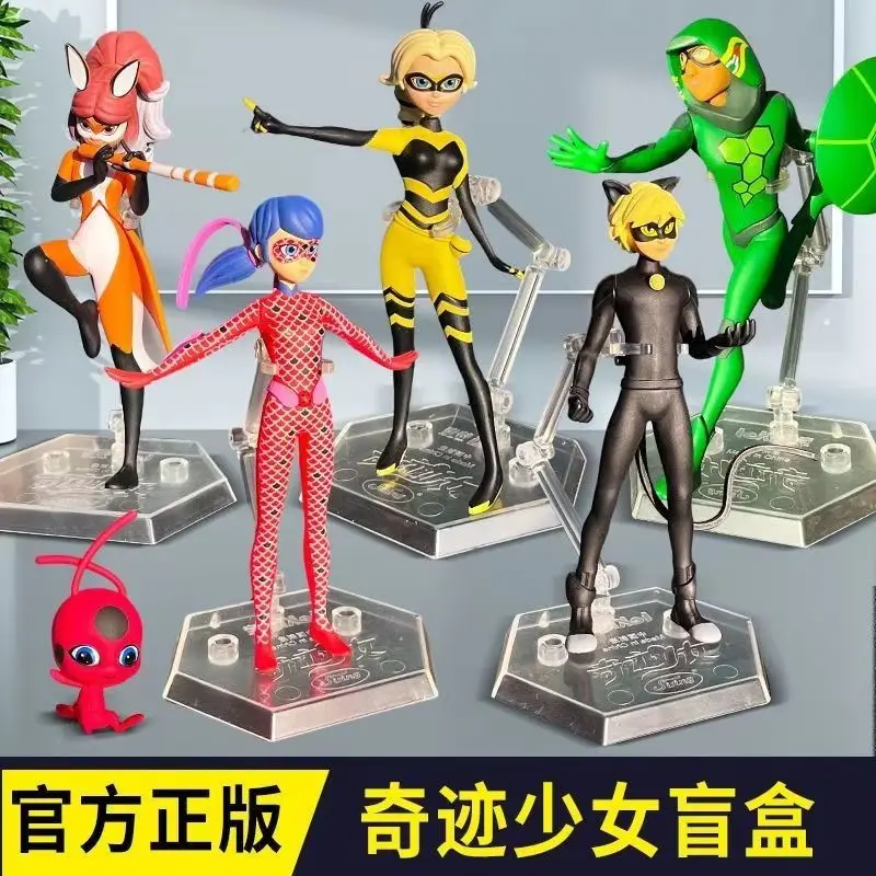 Miraculous Joaninha Blind Box Casuale Anime Action Figure Set Bellissimi giocattoli da collezione per bambini Decorazione di giocattoli per le vacanze