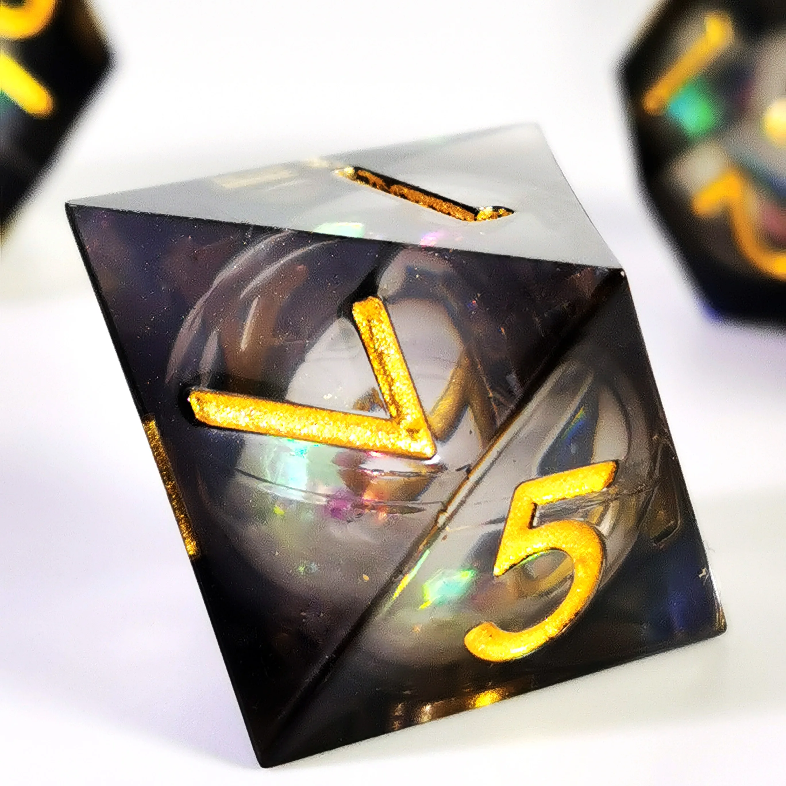 DnD Dice Set - 7 Resin Polyhedral Dice with Rainbow Color Effect for Dungeons and Dragons RPG Games