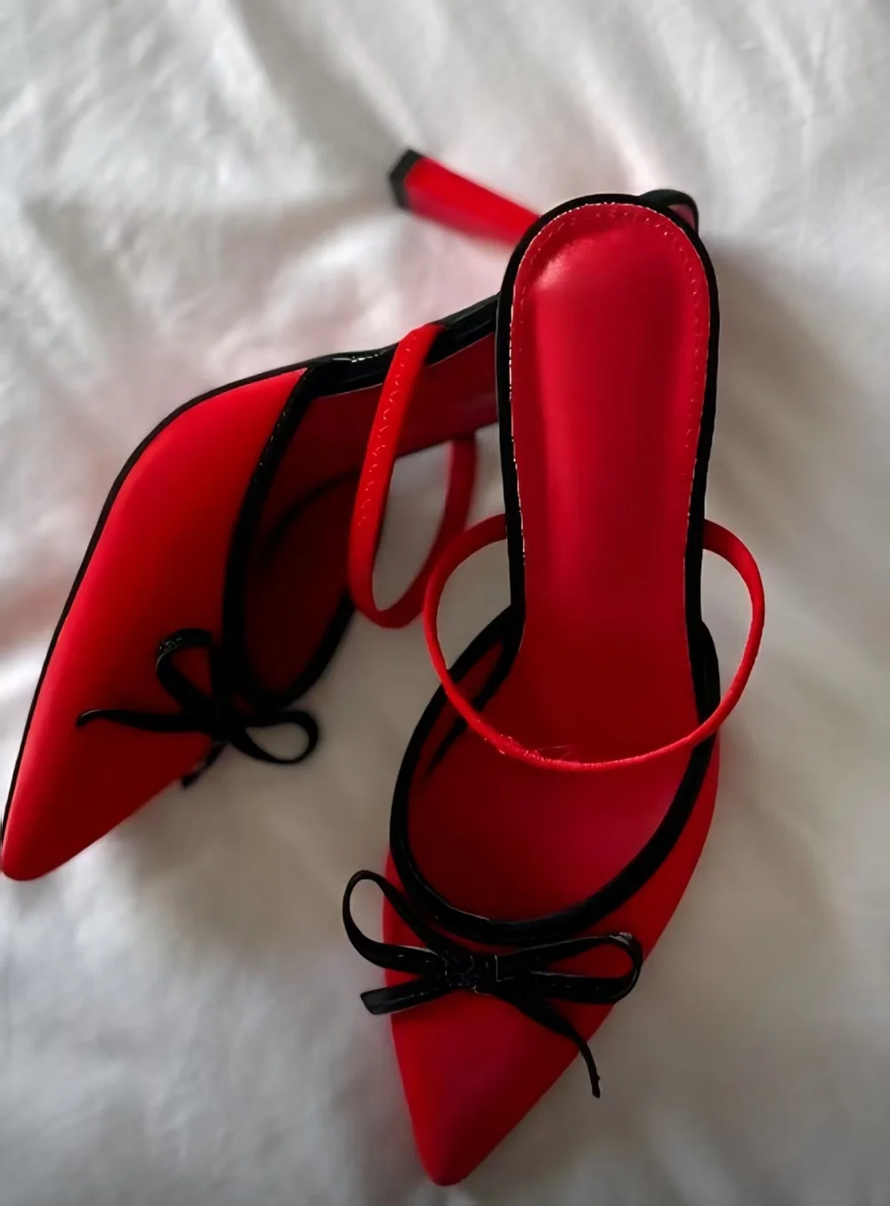 

New Retro Red/Khaki Pointed-Toe Stilettos High Heels Mini Bow Detail Elegant Slingback Ankle-Strap Design for Women
