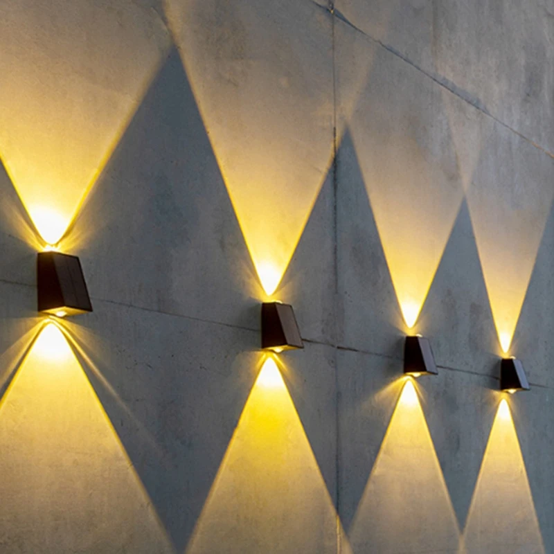 3Pcs Outdoor Solar Wall Light Garden Villa Courtyard Porch Landscape Decorative Lamp Up Down Luminous Wall Washer Lights