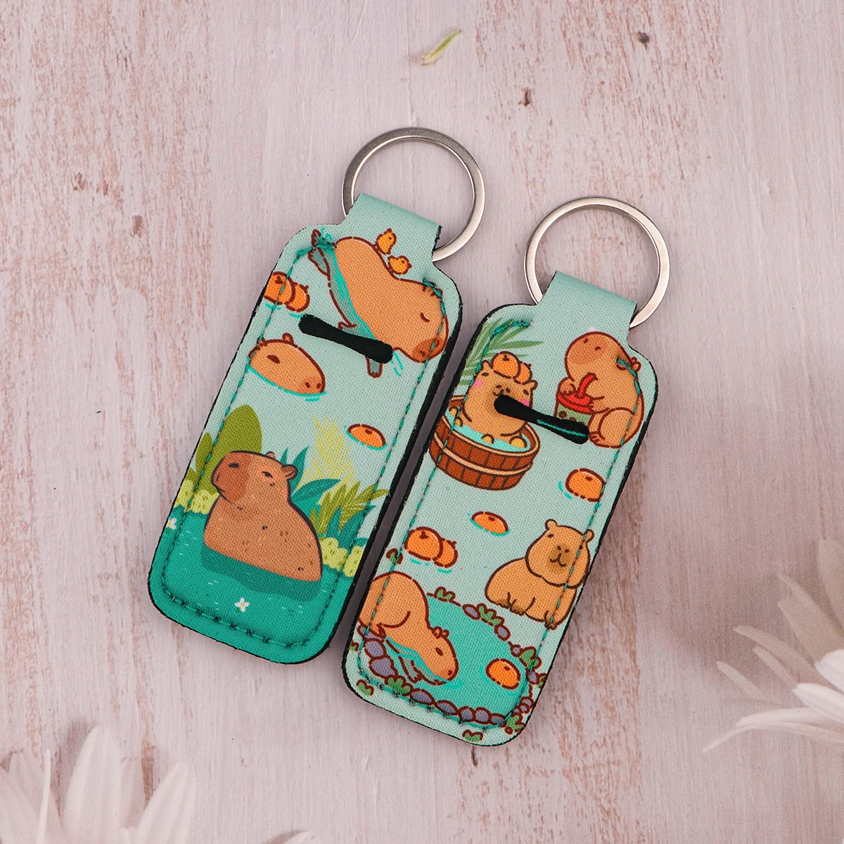 Funny Capybaras Clip on Lipstick Holder Keychain Cartoon Print Keyring Trendy Lip Balm KeyChain Bag Charms Travel Accessories