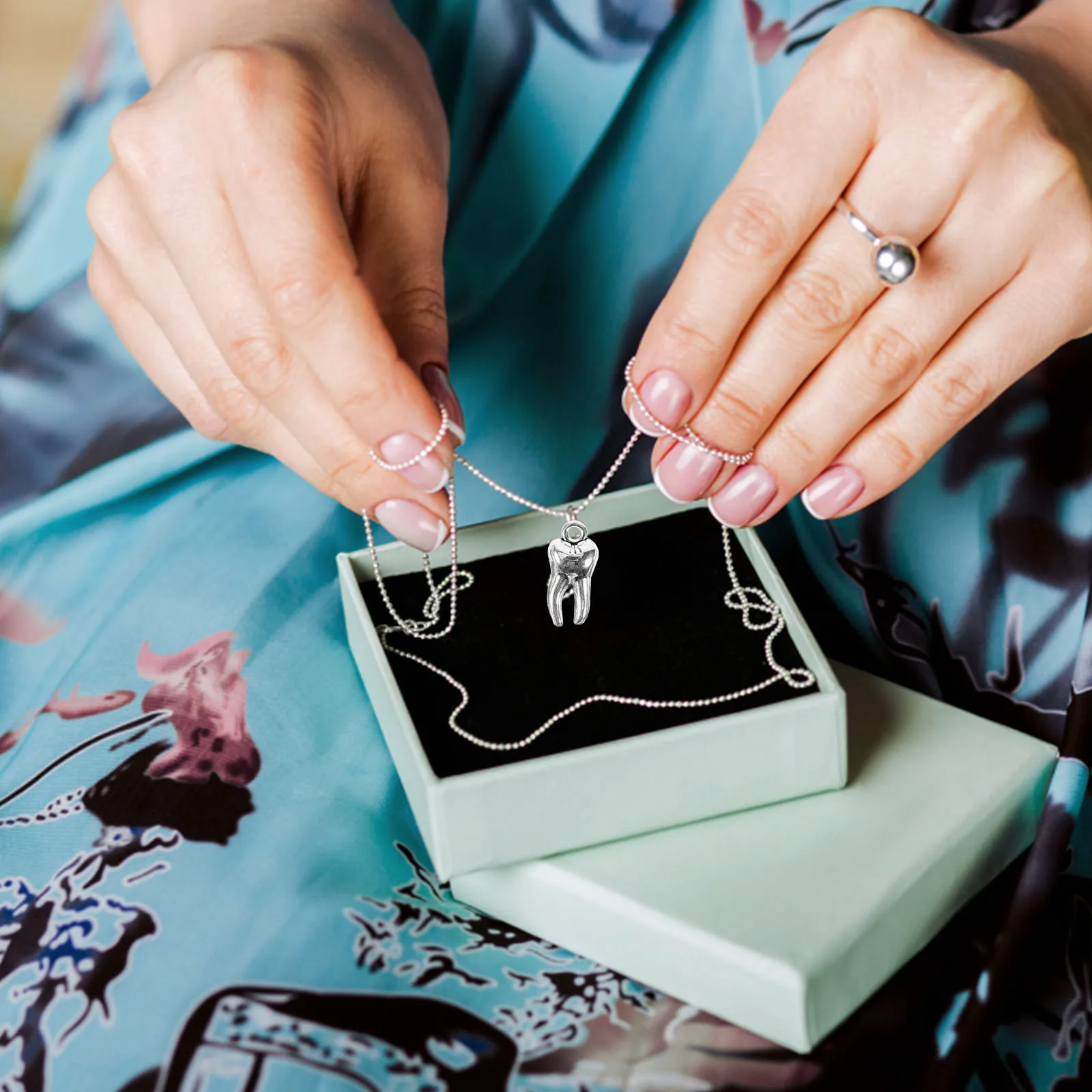 

50Pcs Small Teeth Charms for DIY Jewelry Making Creative Teeth Pendant Ornaments Tooth Ornament Ornament Making