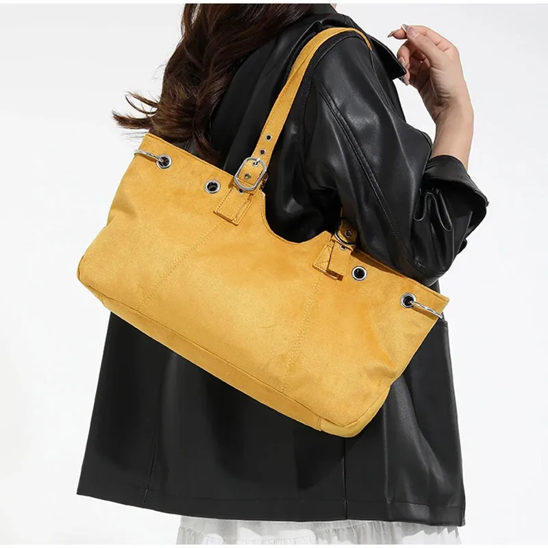 

Retro Tote Bag For Women Hollow Versatile Adjustable Commuting Shoulder Bag Suede Large-capacity Handbag Travel Crossbody Bag