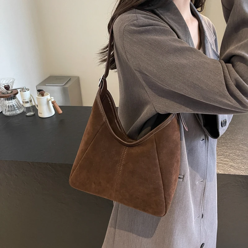 

Women PU Trendy Underarm Bag Large Capacity Fashion Shoulder Bag Solid Color Top Handle Bag Zip Closure Soft Commuting Bag