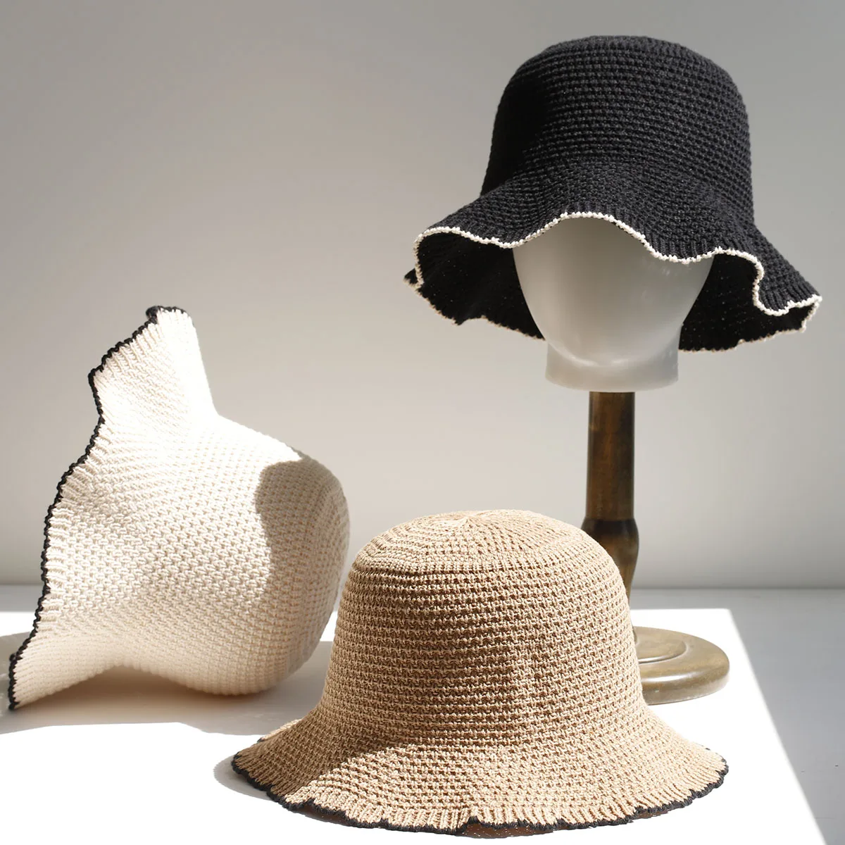 Neuer Y2K-Mode Bucket Hat für Damen, Sommerhut, geflochtener Sonnenhut, Reisehut, Damenmütze, einfacher faltbarer Floppy-Hut, Strandhut für Mädchen, Panama-Hut