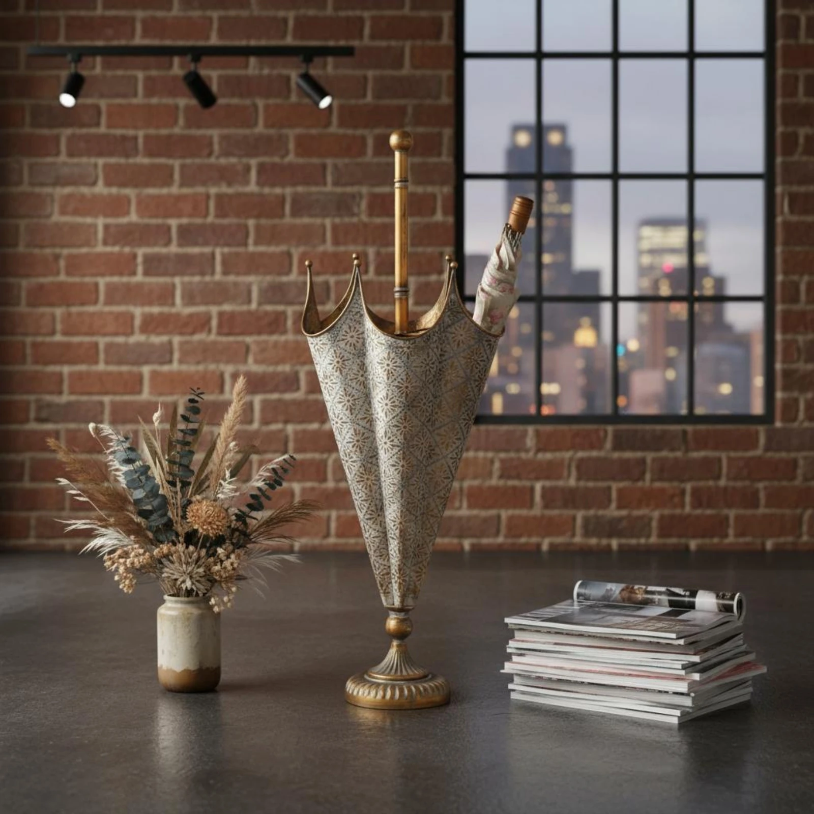 Iron Umbrella Stand Artisanal Vintage Umbrella Stand Crown-Top Stable
