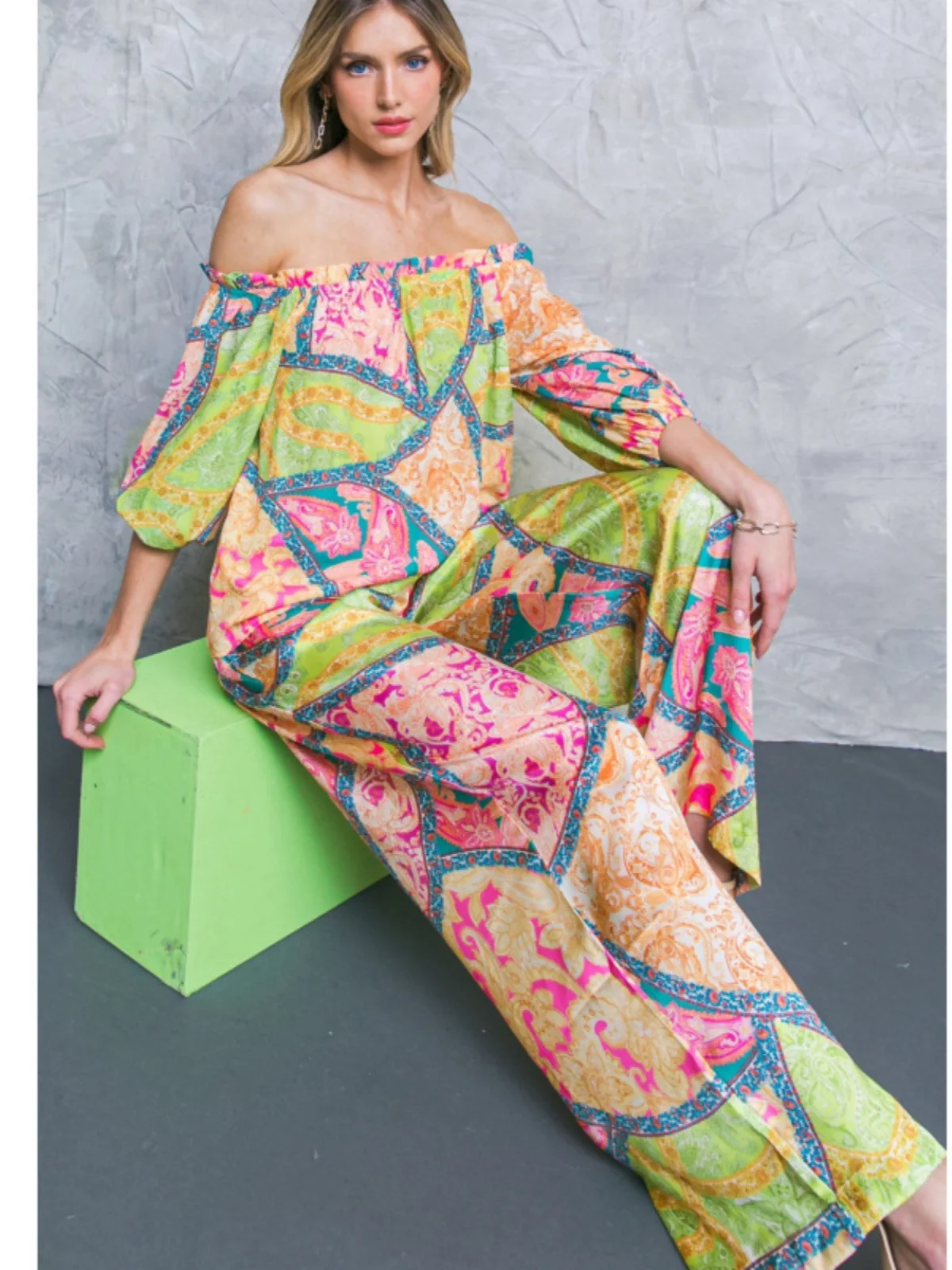 

Faionable Off-The-oulder Wide-Leg Pantsuit Set Floral Print Top And Pants Ensemble for Young Women Spring Season Polyeste...