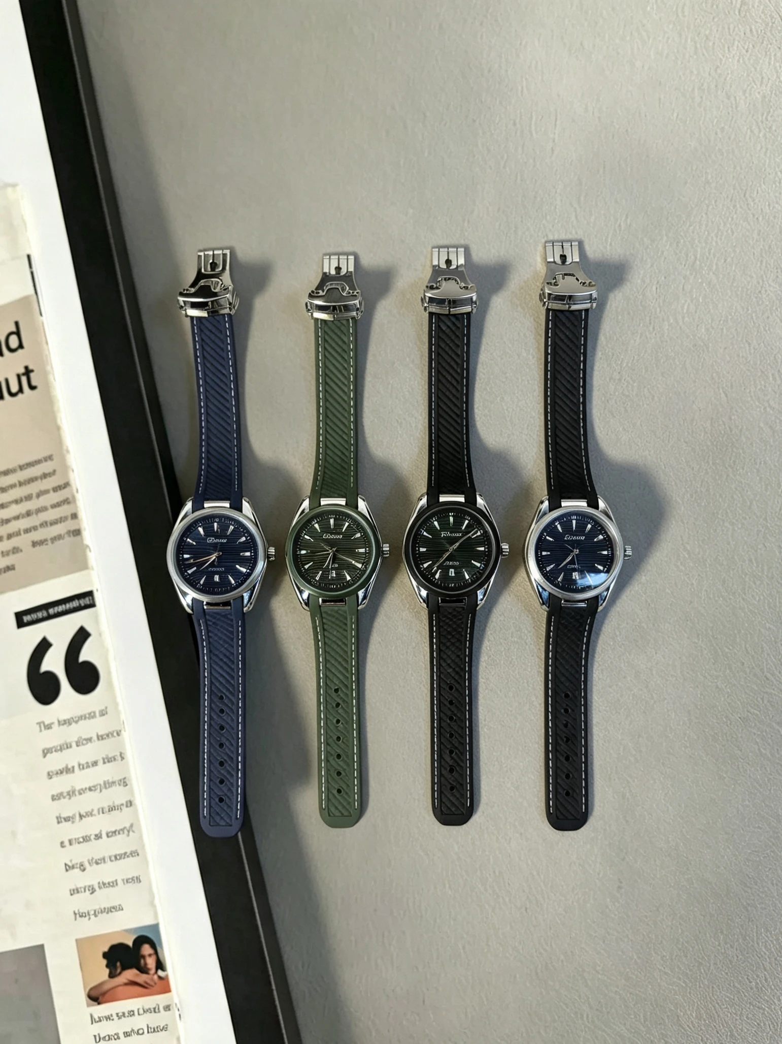 Men's Quartz Striped Dial, Soft Silicone Strap, Sports Business Men's Watch, Available In Multiple Colors