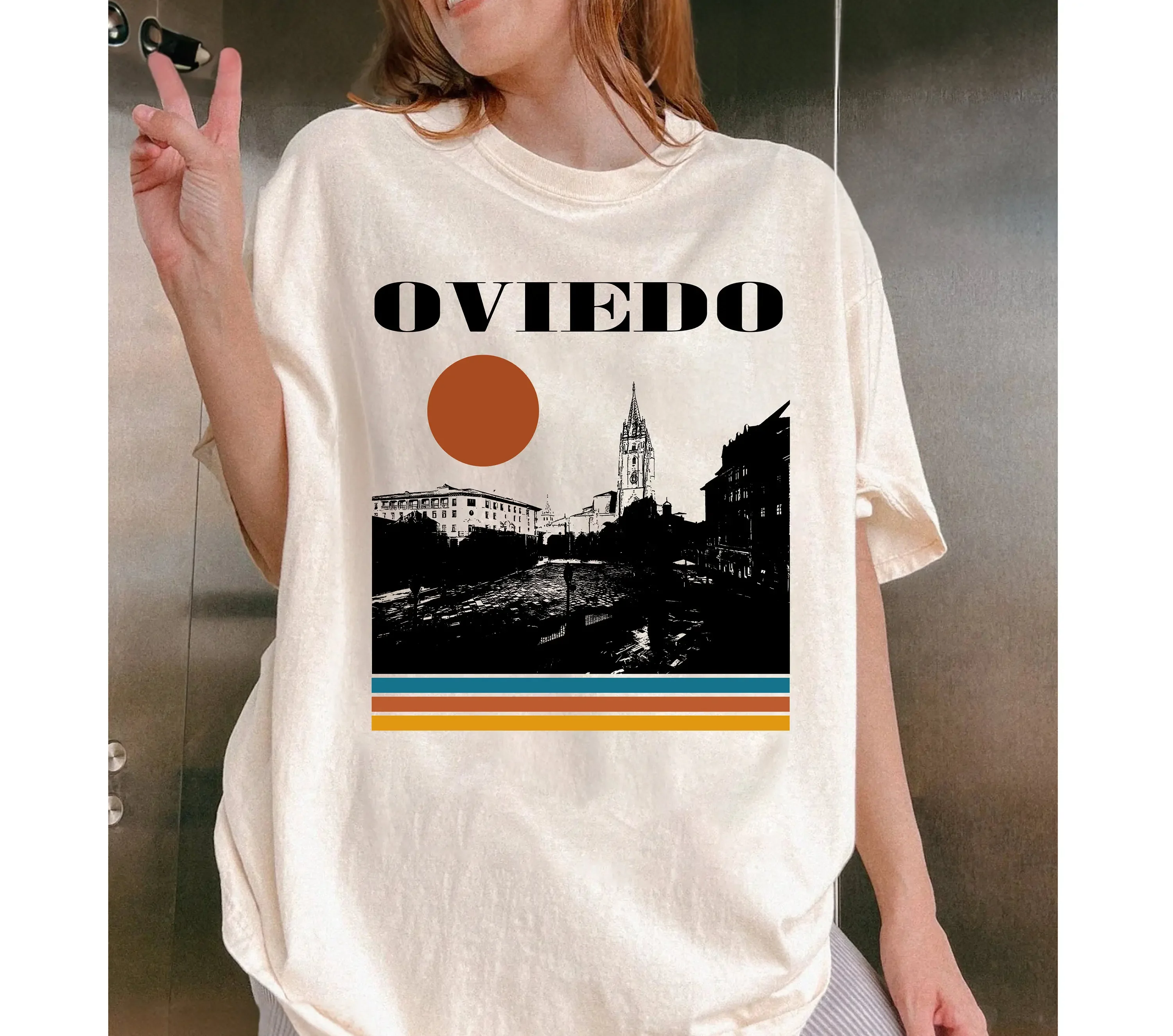 Oviedo T Shirt Spain Travel Vintage Retro MinimalisT