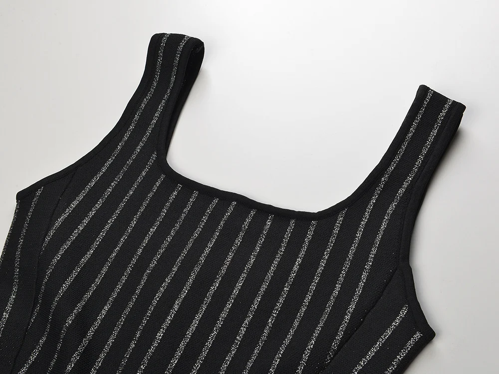 

Black Suspender Dress Temperament Contrasting Color Vertical Stripes Silver Shiny Knitted Short Skirt 25 Autumn New Luxury Brand