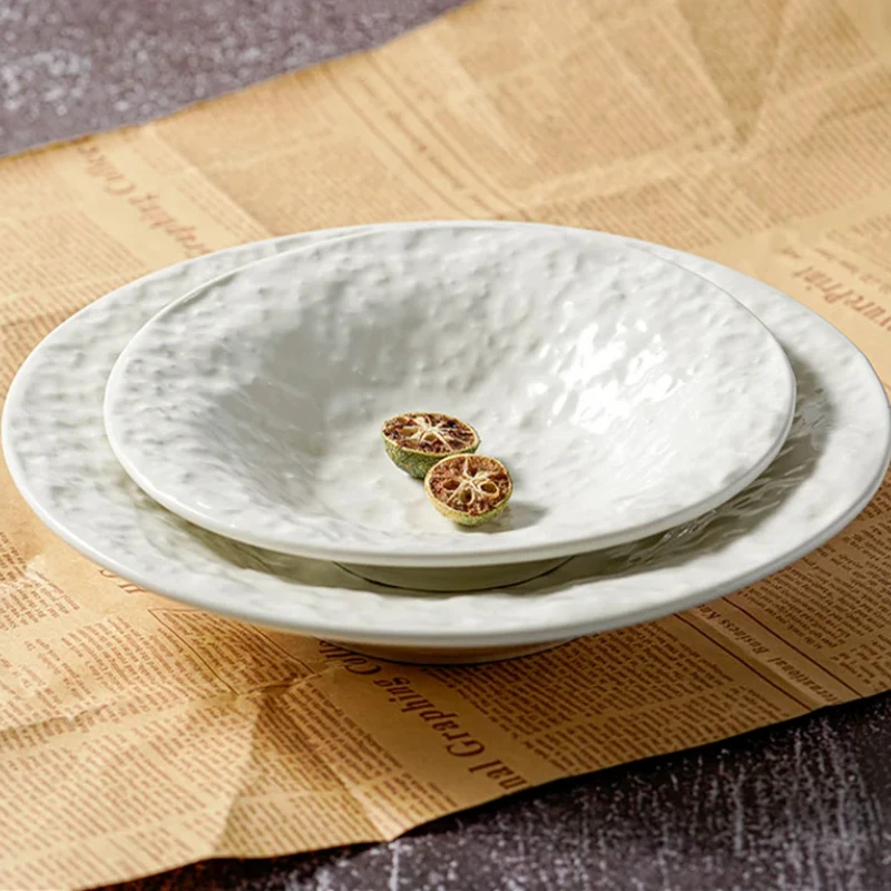 Round Ceramic Tableware: White Dinner, Western Soup Plates, Fruit Tray, & Salad Bowl for Everyday Use