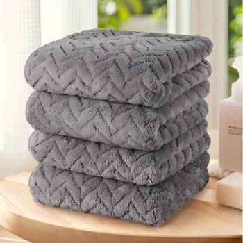 4-Piece Ultra Soft Solid Color Towel Set 1