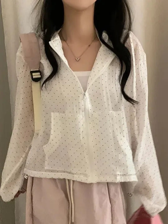 

Легкая весенняя женская рубашка в корейском стиле с капюшоном, кружевным подолом в горошек и защитой от солнца, прямого кроя, новый дизайн