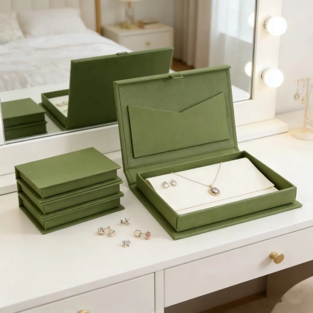 New Flip Book Jewelry Box Magnetic Sturdy Jewelry Display Box Jewelry Packaging Box For Travel Business