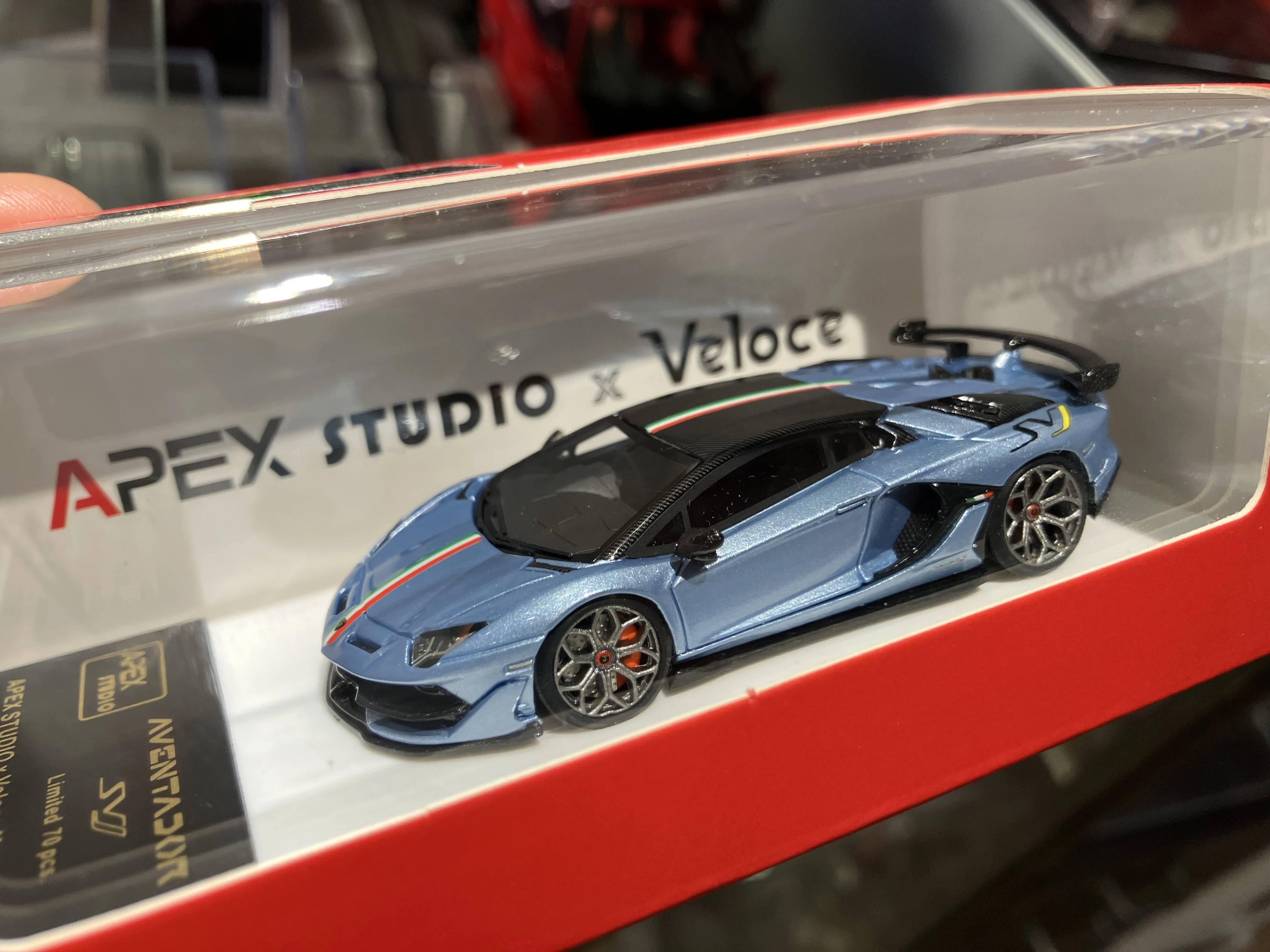 Veloce x Apex Studio 1:64 Aventador SVJ Super Car Blue Resin Model Car Collection Limited Edition Hobby Toys