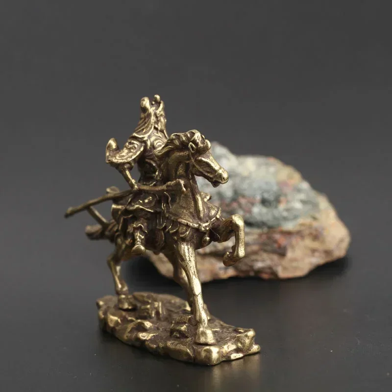Creative Brass Chinese God of Wealth Riding Horse Guan Gong Statue Home Decoration Accessories Office Desk Decor Ornaments