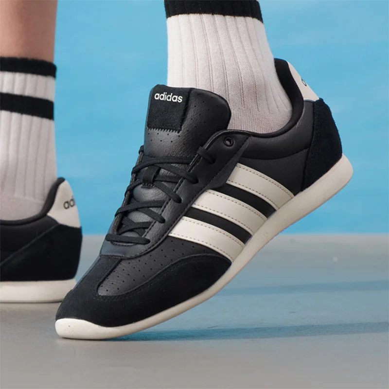 Adidas  Black Suede Leather Retro Skate Shoes  Off White Three Stripes Casual Walking Sneakers Men Women HQ7382