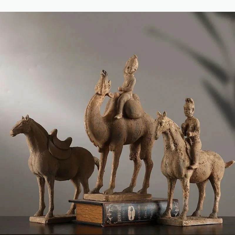 Retro Terracotta Statue Resin Ornaments Desk Decoration Simulated Unearthed Pottery Horse Sculptures Home Decor