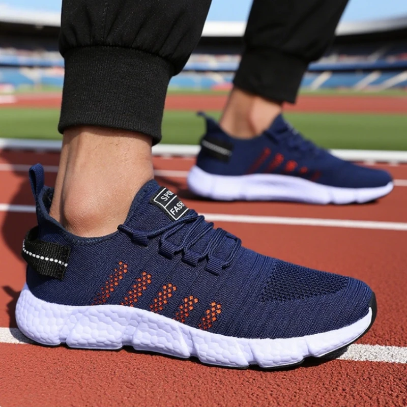 

2025 Hot Running Sneakers Suitable for Track Training All-Purpose Sneakers for Teens Trendy Design Comfortable Sports Footwear