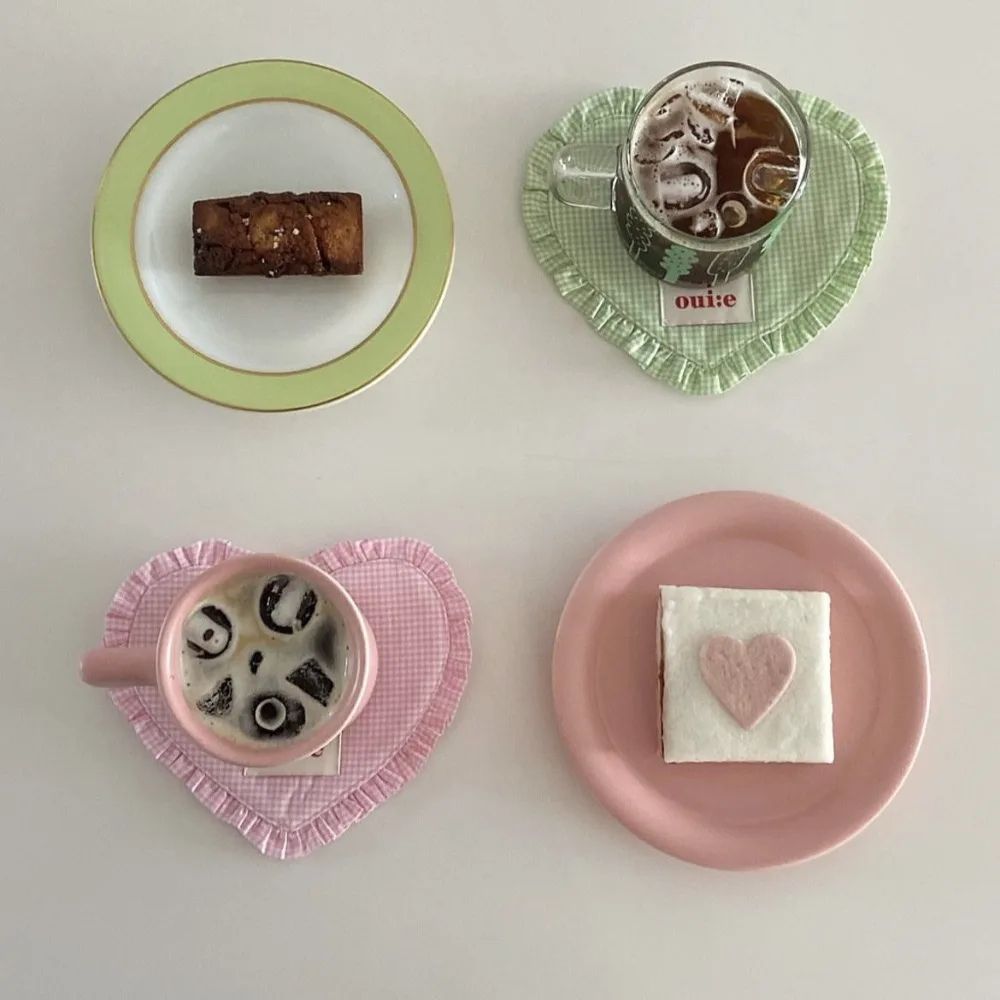 

Photography Props INS Heart-shaped Plaid Meal Mat Cotton with Pleated Lace Bowl Mats Delicate Cute Table Mat Children