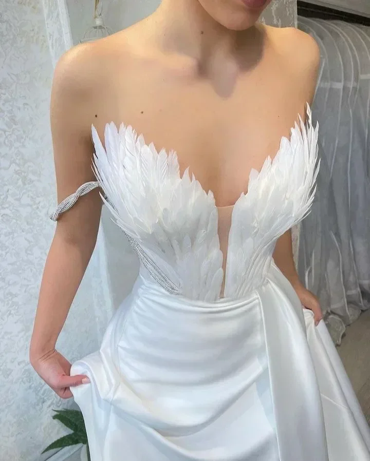 Vestido de fiesta de cumpleaños para mujer, Top de tubo de noche, pluma, abertura, Sexy