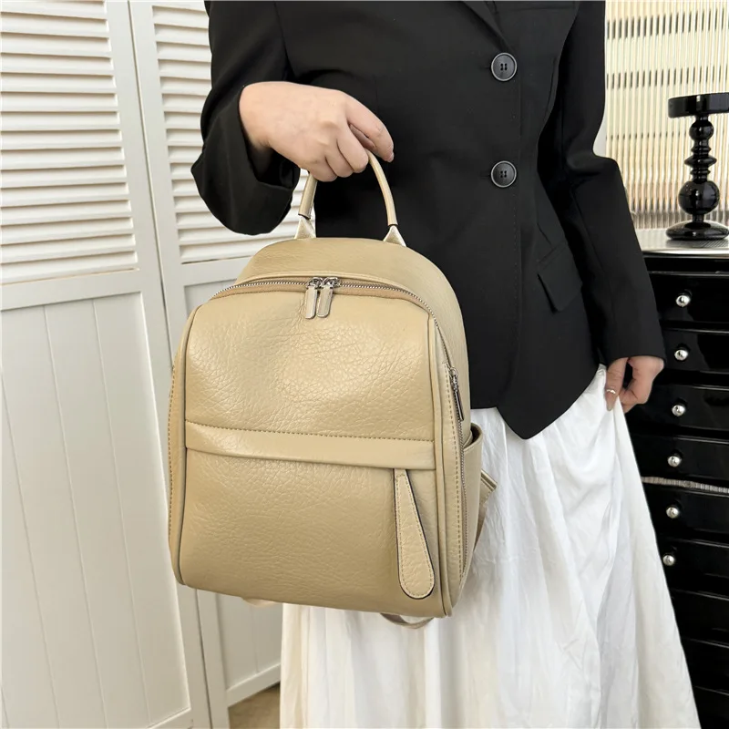 

​​2025 Trendy Oversized Backpack Spacious Unisex Rucksack for Gen Z Minimalists​​ ​​Key Features ​Extra Large 30L Capacity​​