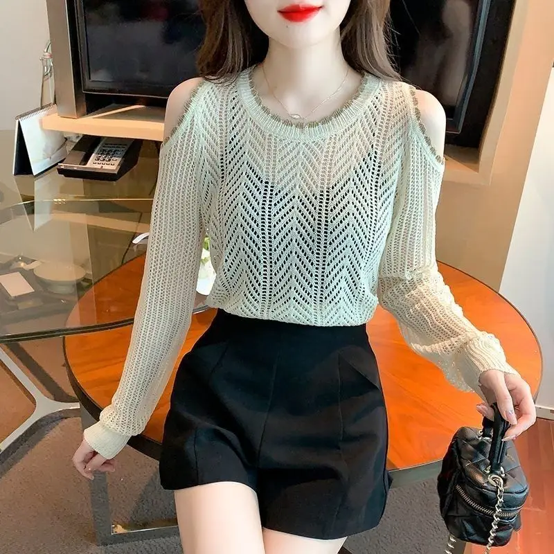 

Spring Autumn Fashion Round Neck Long Sleeve Solid Hollow Out PulloversWomen's Clothing Casual Korean All-match Knitting Tops