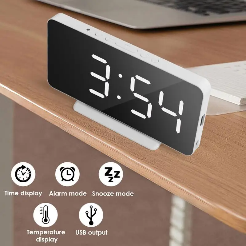 3.1-inch Car LED Multifunctional Mirror Clock Digital Alarm Snooze Display Time Night LCD Light Table Desktop USB 5v/No Battery