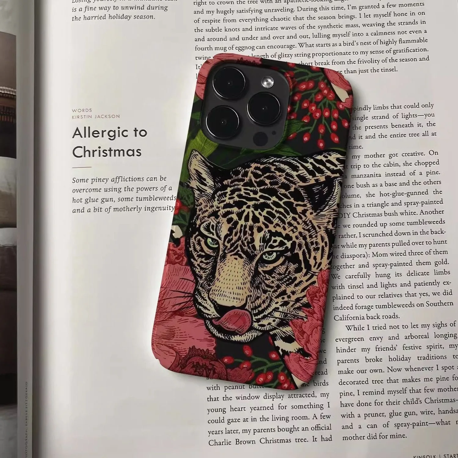 حافظة لهاتف آيفون 16 15 14 11 12 13 Pro Max Plus مزودة بالزهور والتوت