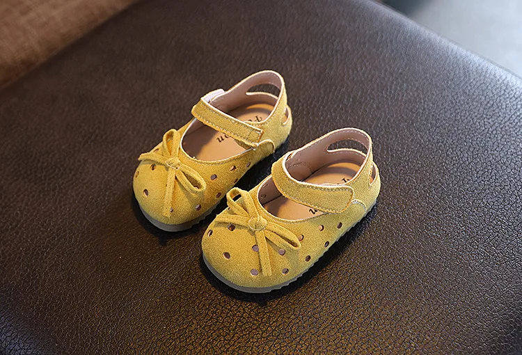 Bequeme Lederschuhe 2026 Frühling Herbst Neue Mädchen Schuhe mit süßer Schleife Kinder Freizeitschuhe Barfuß Kinder Mode Sport Leichtgewicht – Detail 6
