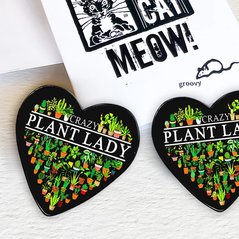 Coeur Crazy Plant Lady pin Funny Brooches Shirt Lapel Cute Badge Cartoon Jewelry Gift for Lover Girl Friends