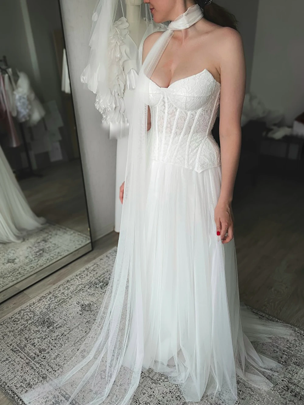 Two Pieces Lace Corset Bridal Dress Tulle A Line Sweetheart Neck Scarf Zipper Brush Train Ivory Customized Modern Wedding Gowns