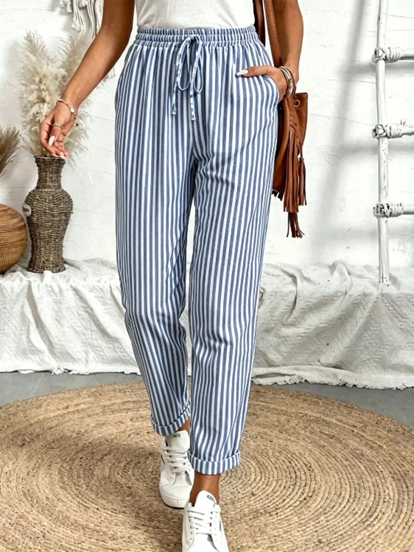 Women's Casual Striped Pocket Loose-Fitting Nine-Inch Pants Fashion Comfortable Trousers