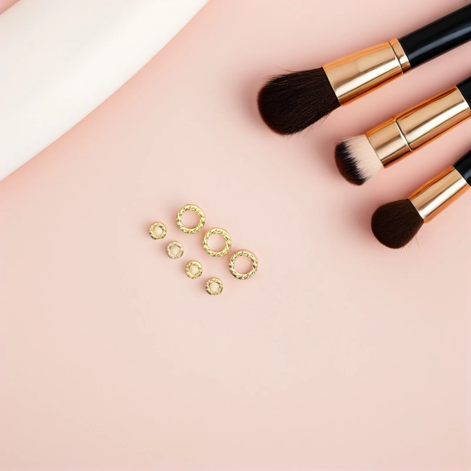 

1000Pcs Nail Charms Hollow Round Alloy Studs Metal Studs Nail Art Decorations Mini DIY Salon Jewelry Manicure Charms for Nails