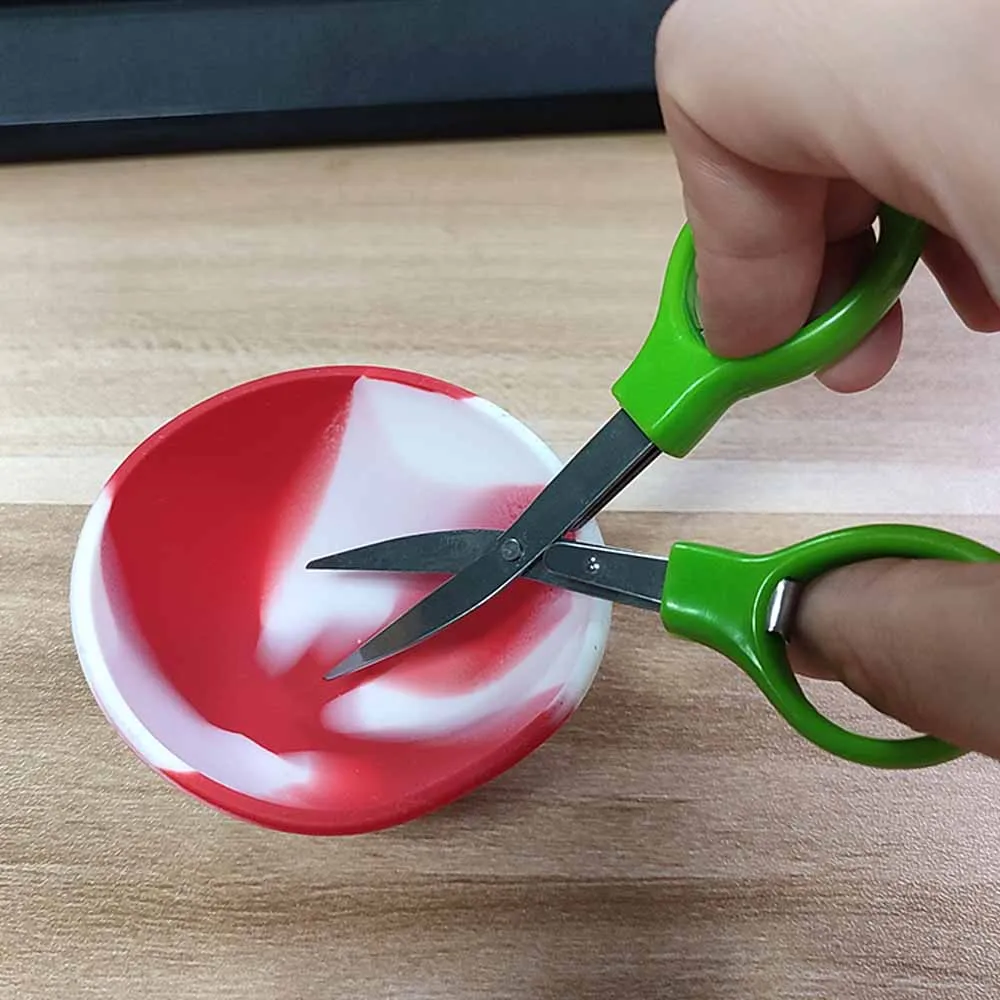 2/10Pcs Foldable Scissors DlY Tools Plastic Stainless Steel Scissor Tailor Embroidery Sewing Fabric Cutter Smoking Accessories