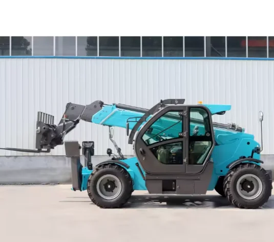 Customized 3 Ton Mini Telescopic Boom Telehandler Forklift With 6m-18m Lifting Height