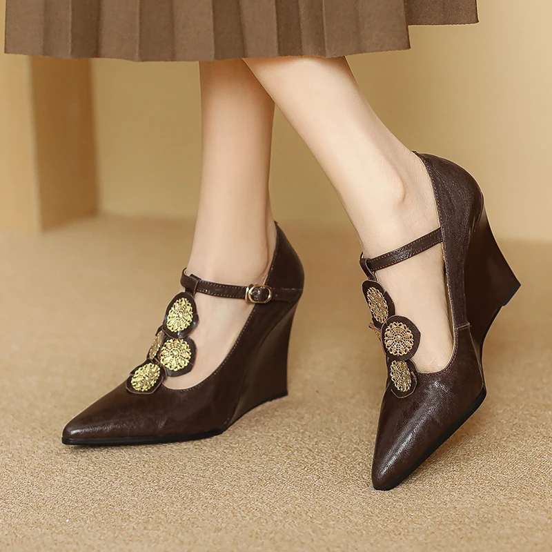 

Genuine Leather 2026 Spring New High Heel Pumps Floral T-Strap Pointed Toe Wedge Ethnic Style Shoes for Women