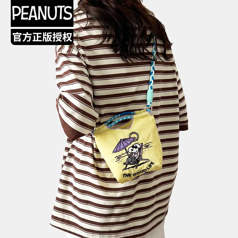 Kawaii Anime Miniso Snoopy Drawstring Embroidered Handbag Cute Crossbody Bag Soft Girl Cartoon Phone Bag Zero Wallet Gifts