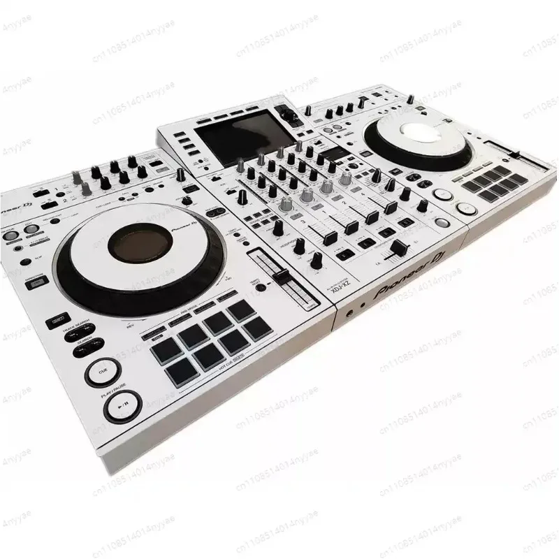 Film Controller Integrated DJ Machine Is Fully Surrounded By PC Imported Materials and Green Stickers