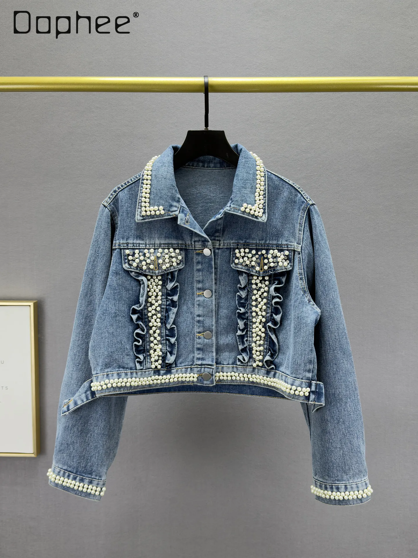 

Street Trend Cropped Denim Jacket Spring 2026 New High End Beaded Rhinestone Lapel Long Sleeve Fashion Retro Jackets for Women