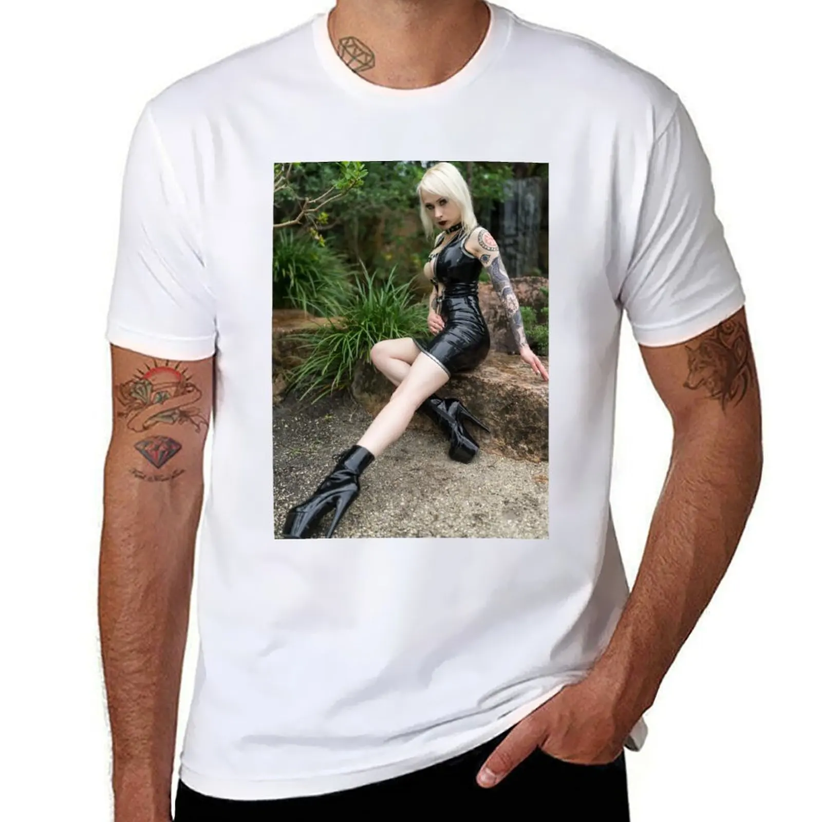 

Astrom Emily Doll Latex T-Shirt High Elasticity Sports T-Shirt