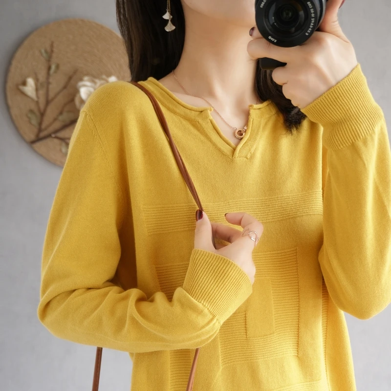 

2023 Spring New Pullover 100%Pure Cotton Knit Bottoming Shirt Women' Thin Sweater Solid Color Wild V Neck Loose Long Sleeve Top