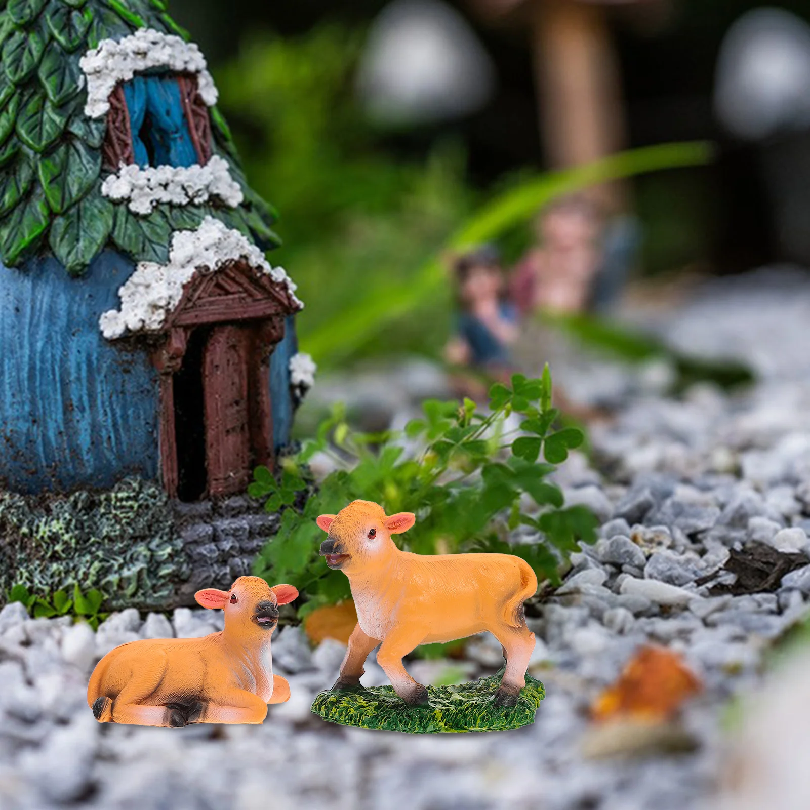 

2Pcs Tiny Resin Cows Garden Home Desk Decor Lightweight Durable Miniature Animal Figurines Fairy Garden Mini Cows
