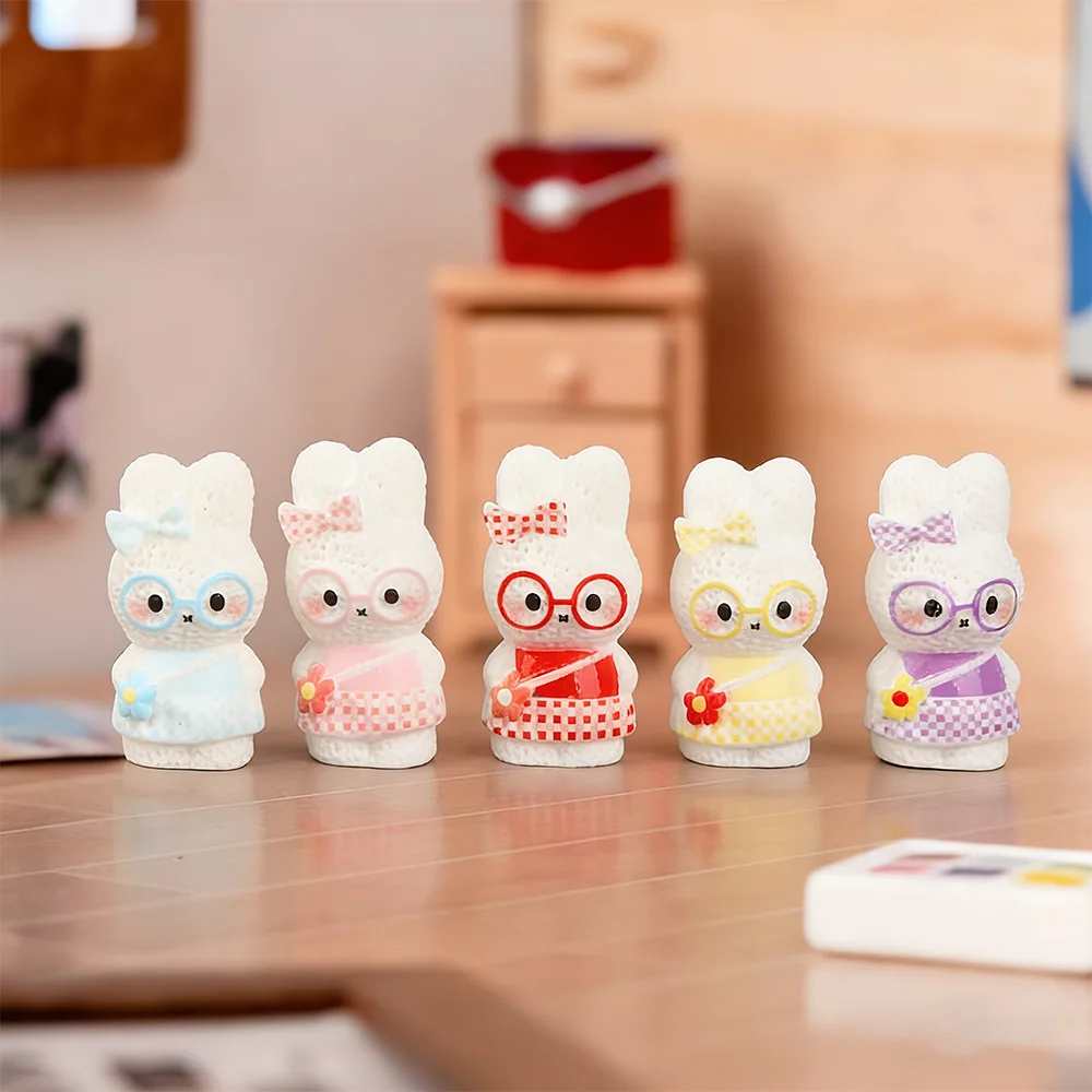 5Pcs  Cute Flocked Small Pendant Resin Puppy 3D Cartoon Phone Strap DIY Keychain Bag Cute Charm